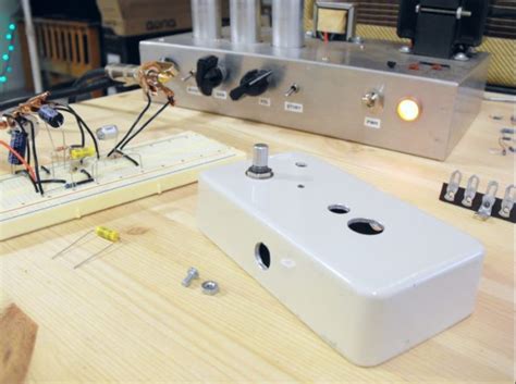 metal pedal enclosure|build your own guitar pedals.